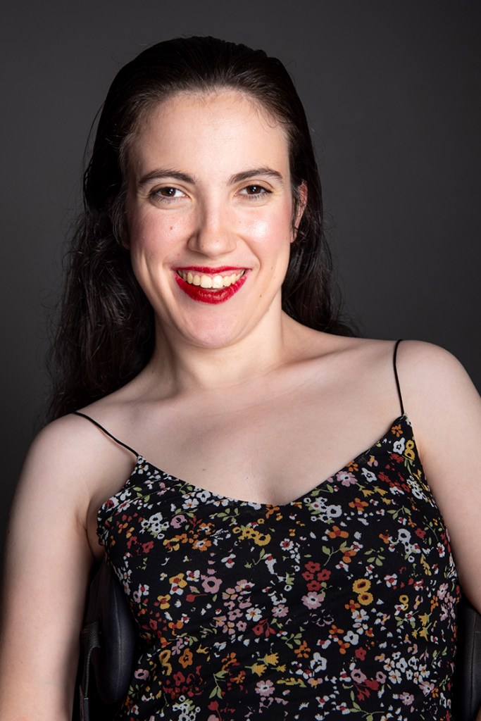 A headshot photo of Hannah Diviney.